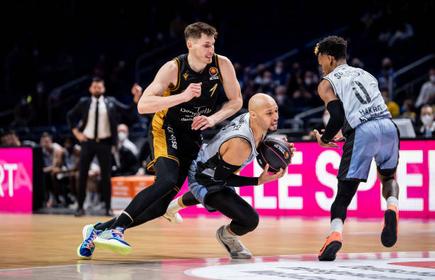 育竞技中无 育竞技中无