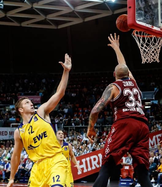 球队闯进总 球队闯进总